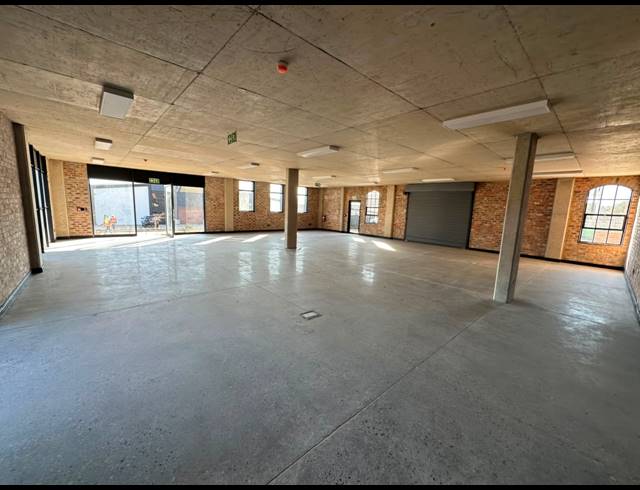 2,542.22M² WAREHOUSE TO LET IN RIVERSANDS